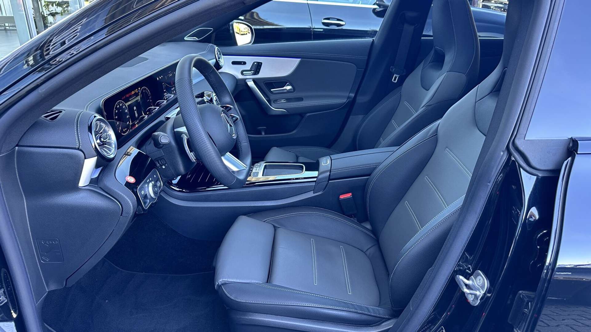 Mercedes CLA 250 AMG Line - 2025 - Joinsteer - #11
