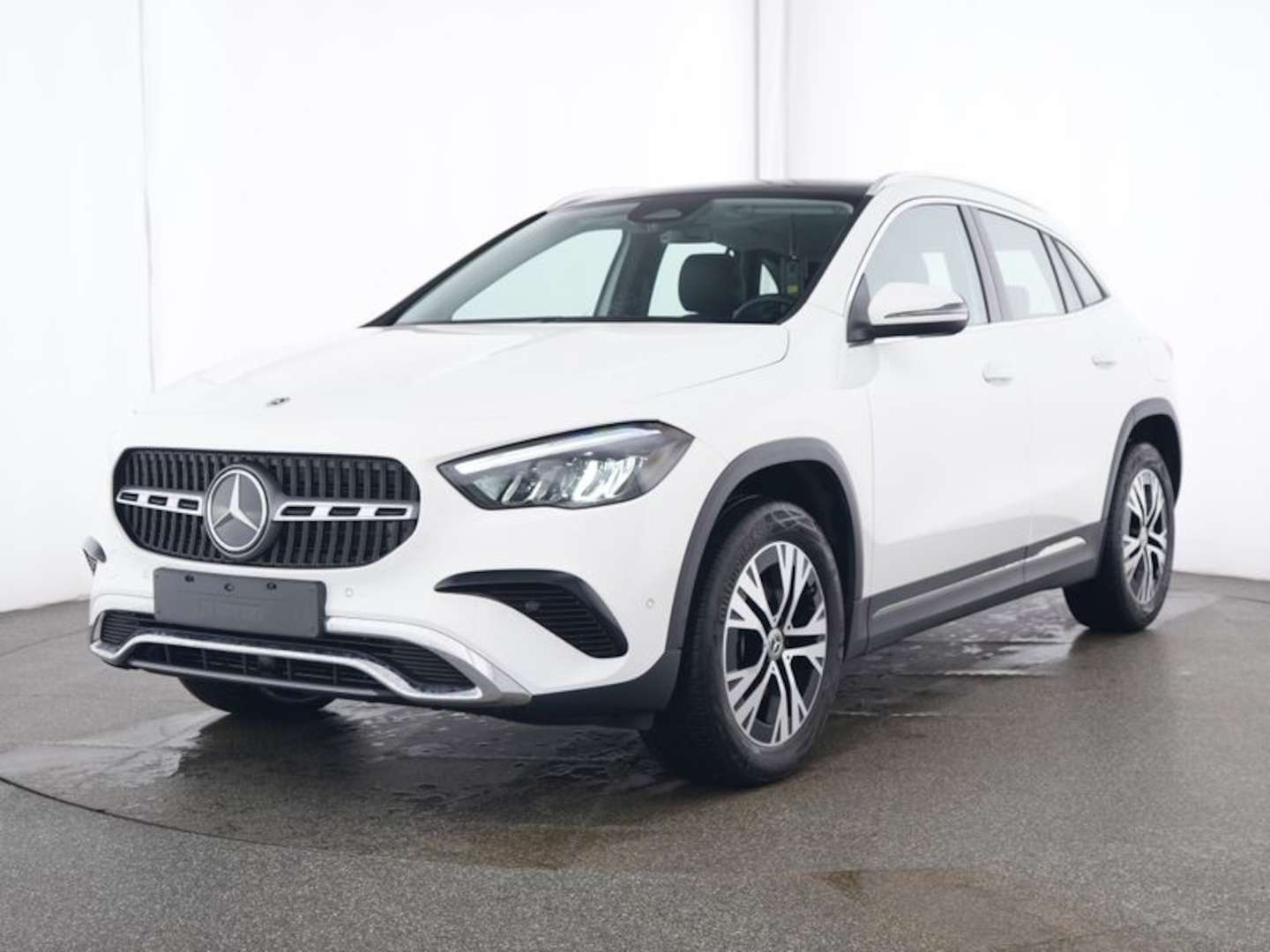 Mercedes GLA 200 Progressive - 2024 - Joinsteer - #1