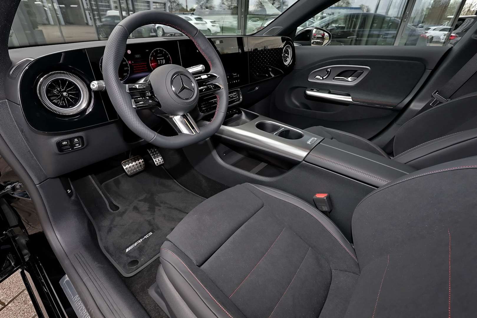 Mercedes CLA 200 Night Edition - 2026 - Joinsteer - #9