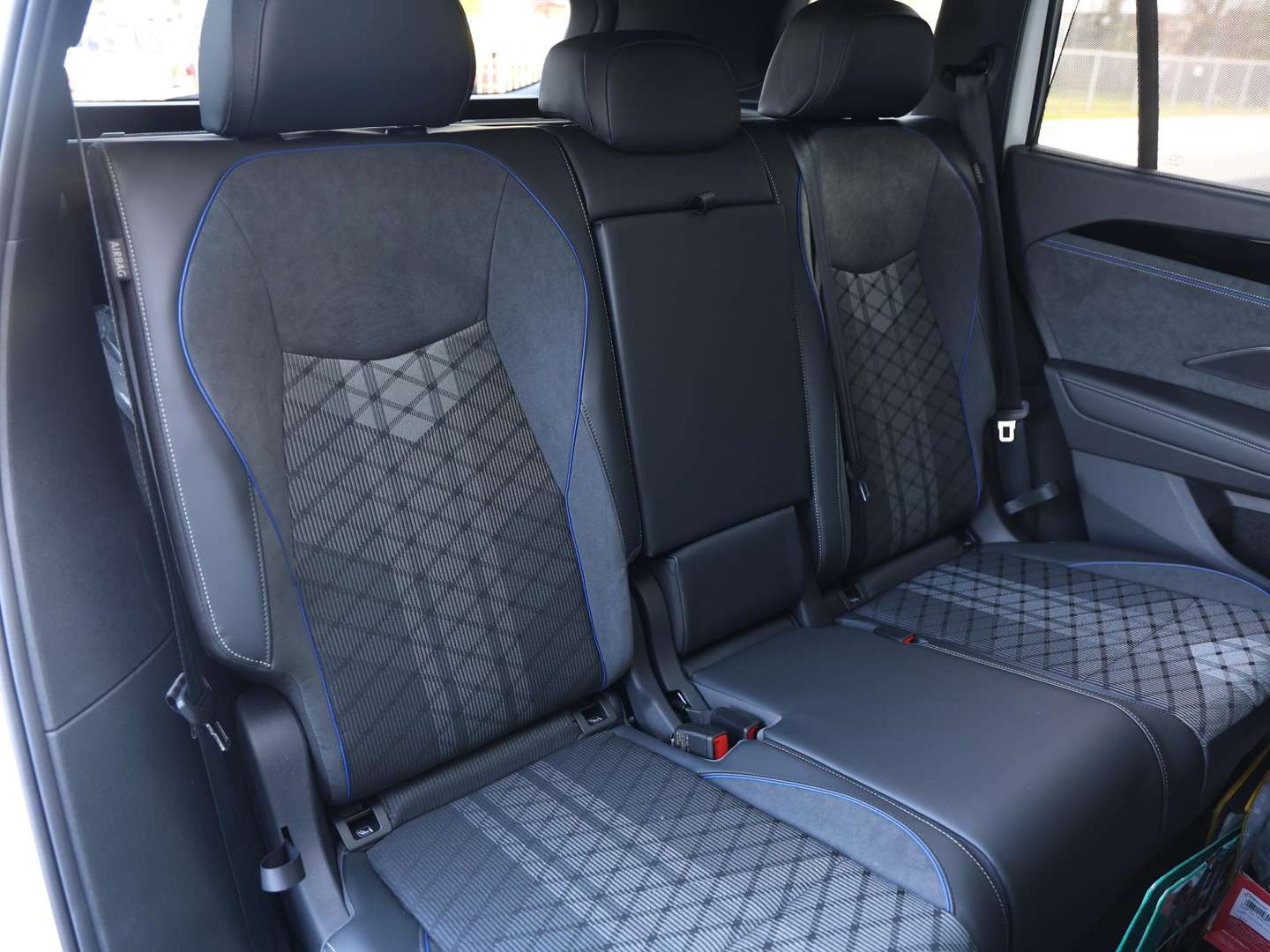 Volkswagen Tayron EHybrid R-Line - 2026 - Joinsteer - #8