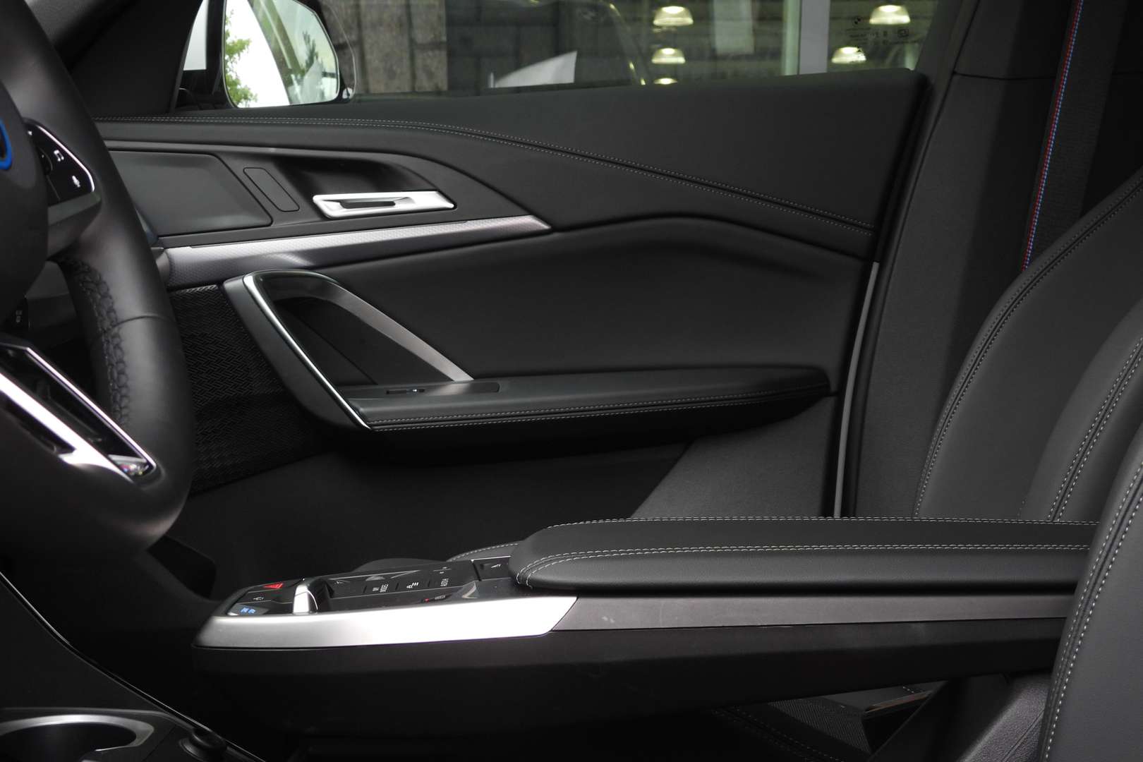 BMW IX1 M Sport EDrive20 - 2025 - Joinsteer - #13