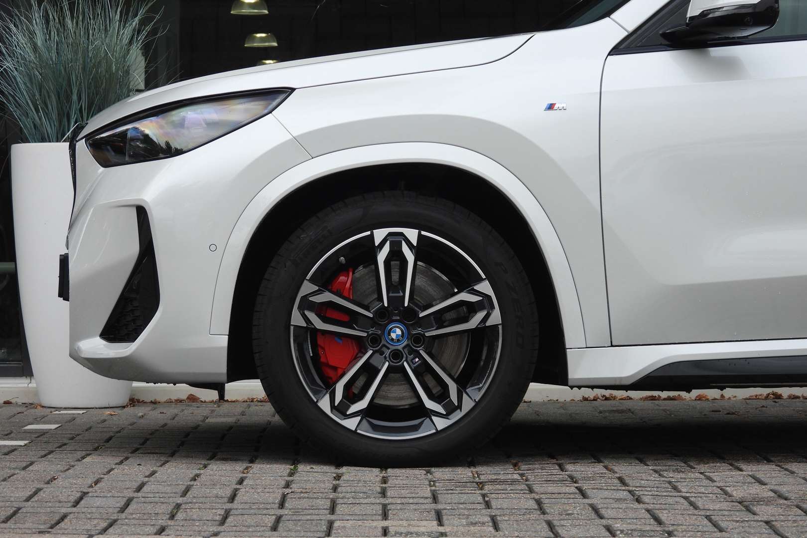 BMW IX1 M Sport EDrive20 - 2025 - Joinsteer - #17