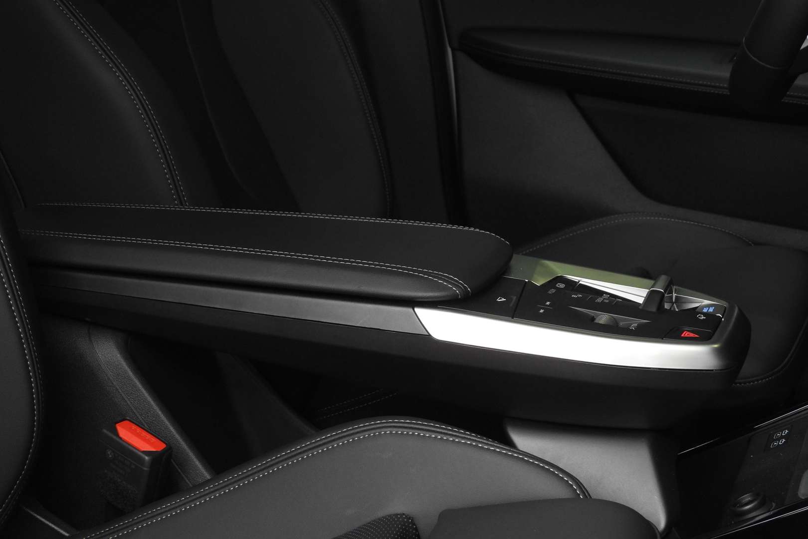 BMW IX1 M Sport EDrive20 - 2025 - Joinsteer - #28