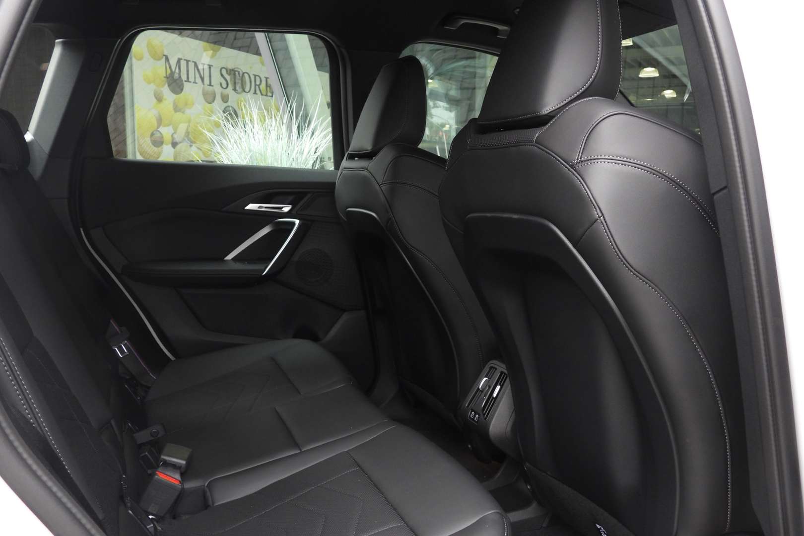 BMW IX1 M Sport EDrive20 - 2025 - Joinsteer - #30