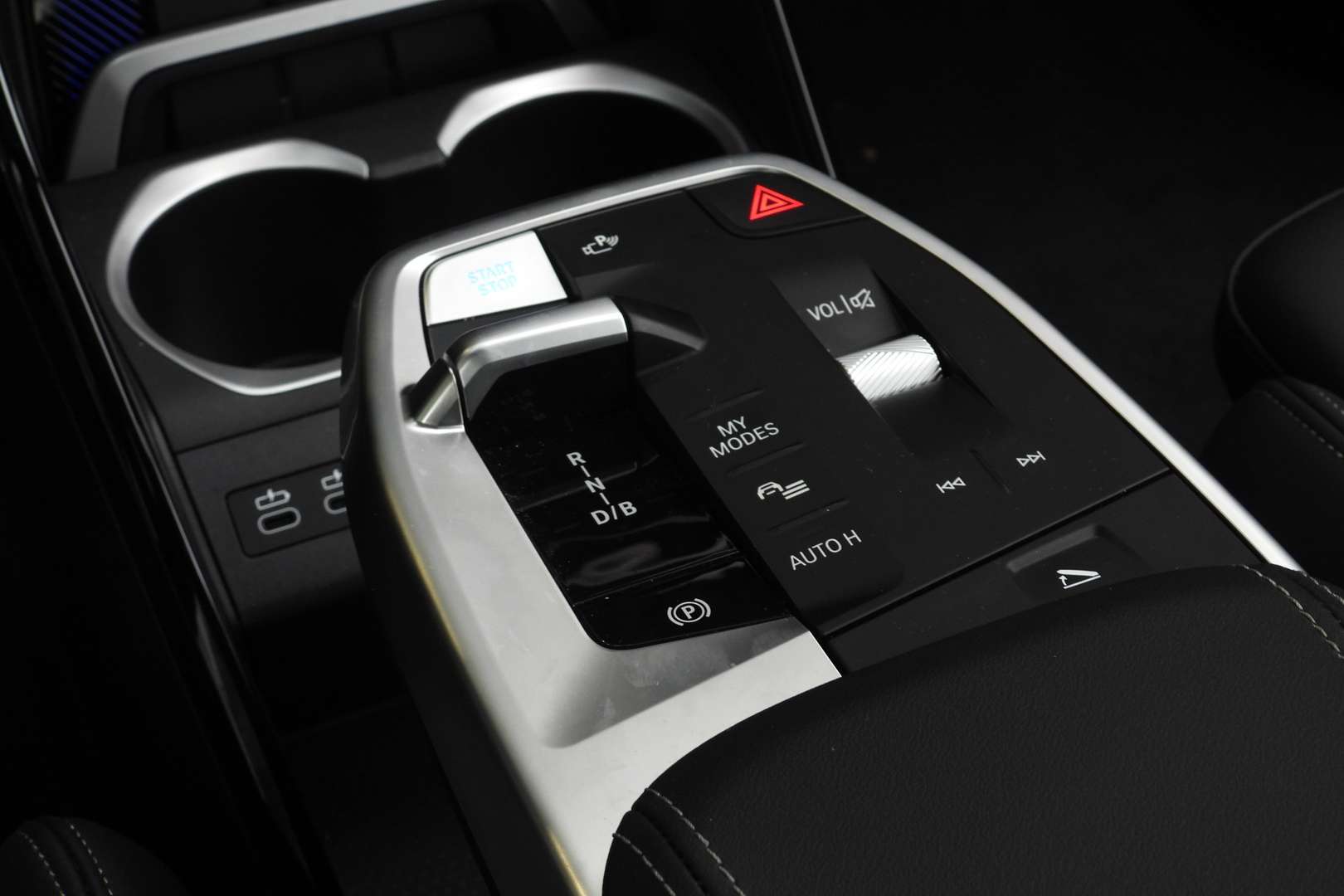 BMW IX1 M Sport EDrive20 - 2025 - Joinsteer - #34