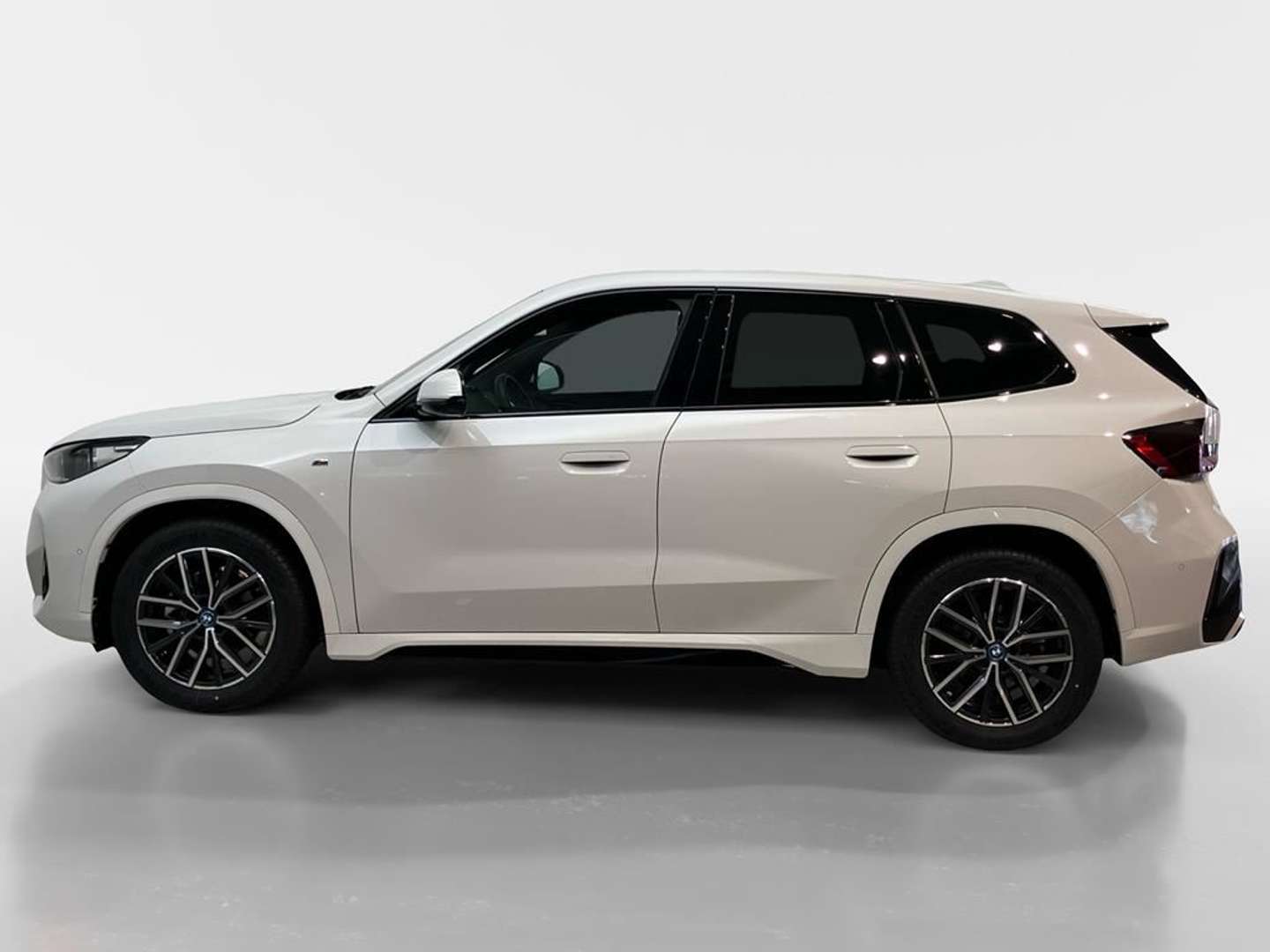 BMW IX1 - 2023 - Joinsteer - #2