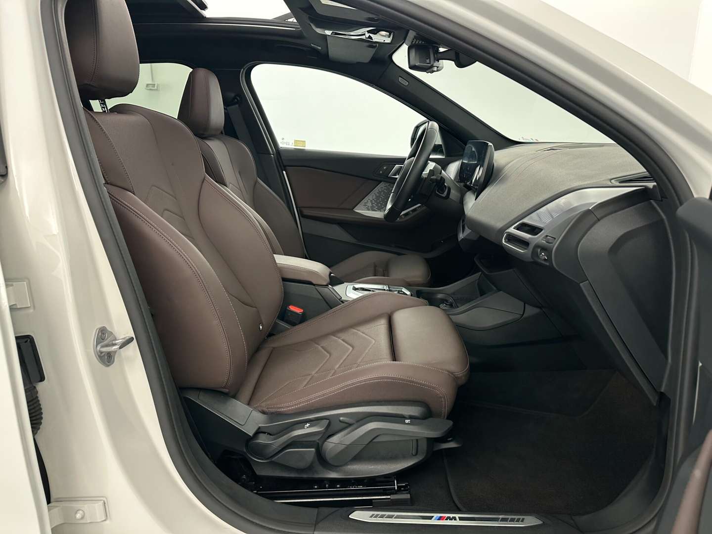 BMW 118 M Sport 118d - 2025 - Joinsteer - #10