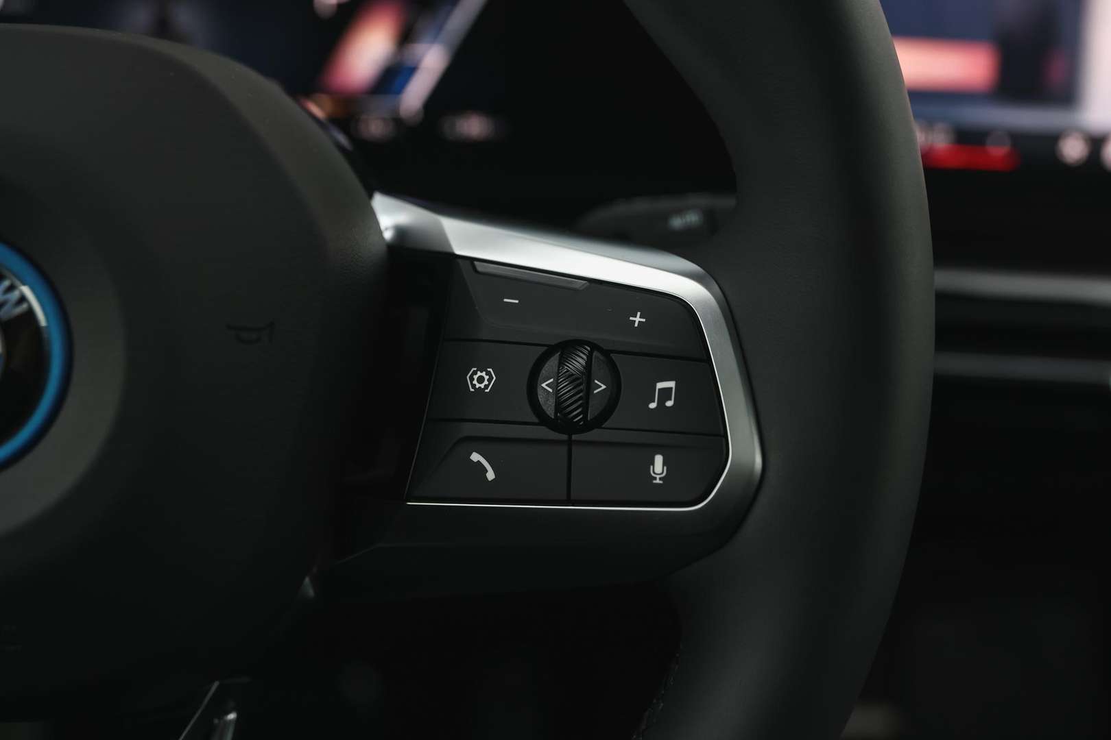 BMW IX1 M Sport EDrive20 - 2025 - Joinsteer - #14