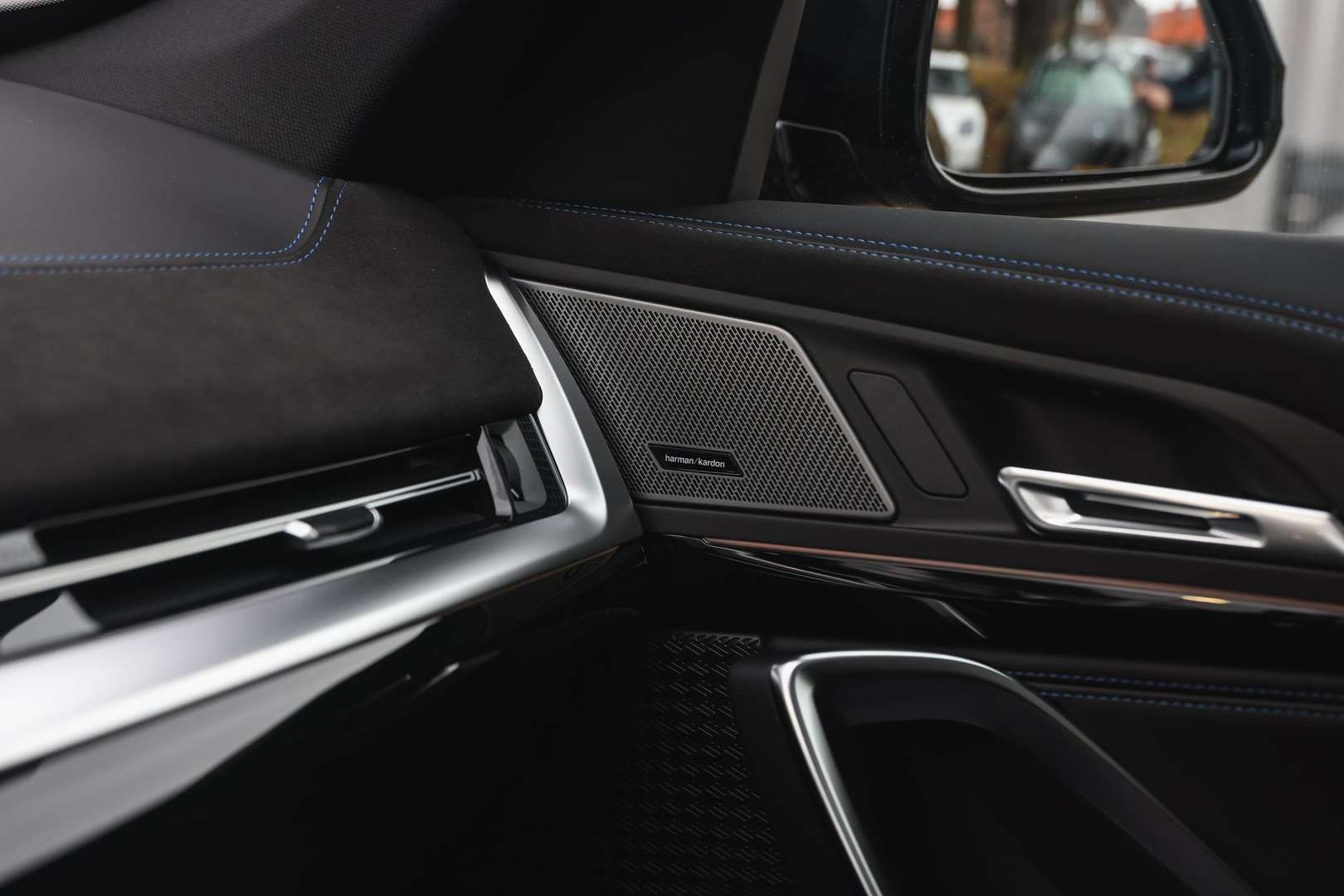BMW IX1 M Sport EDrive20 - 2025 - Joinsteer - #26