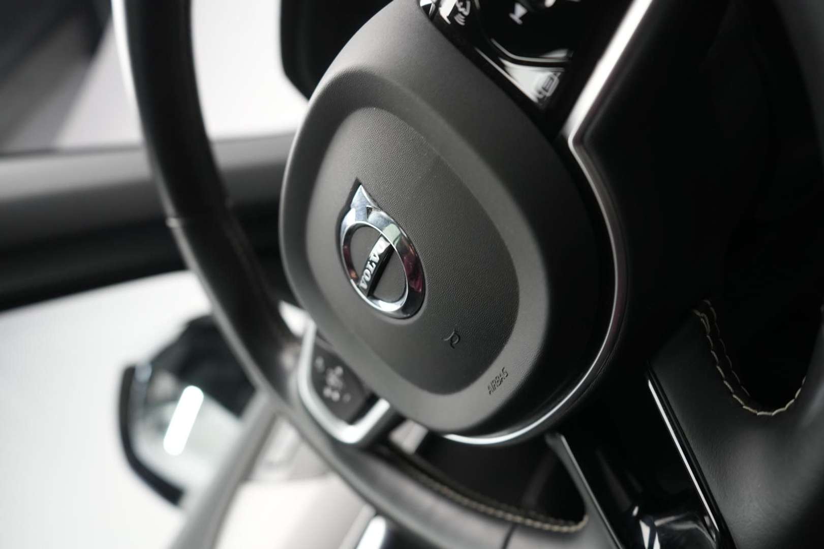 Volvo XC90 B5 R Design - 2020 - Joinsteer - #23
