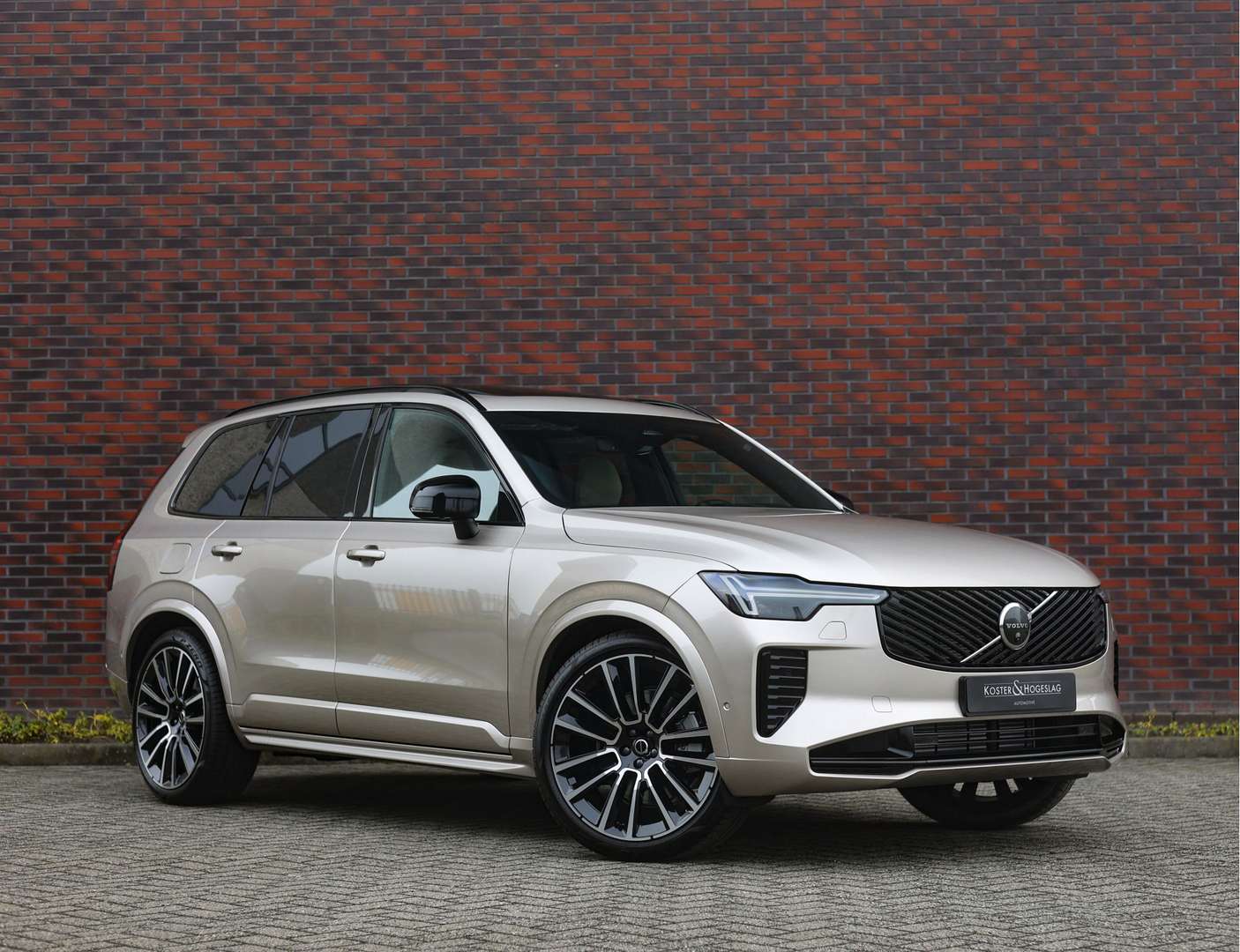 Volvo XC90 T8 Ultimate - 2025 - Joinsteer - #1