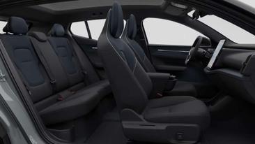 Volvo EX30 Twin Motor — photo 13