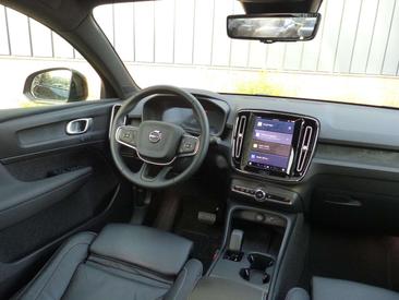 Volvo C40 Recharge PLUS — photo 8