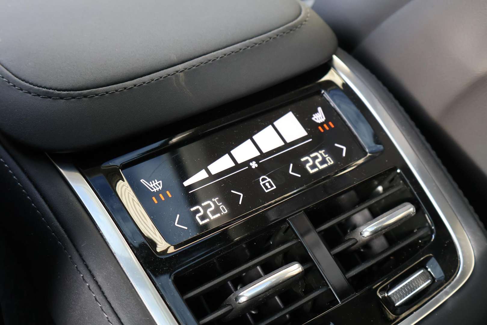 Volvo XC90 T8 Recharge Plus - 2025 - Joinsteer - #17