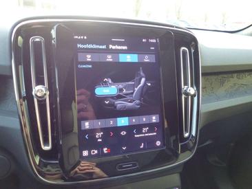 Volvo C40 Recharge PLUS — photo 16