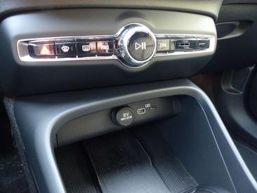 Volvo C40 Recharge PLUS — photo 20