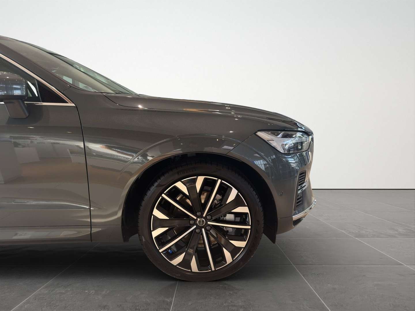 Volvo XC60 T8 Recharge Ultimate - 2025 - Joinsteer - #1