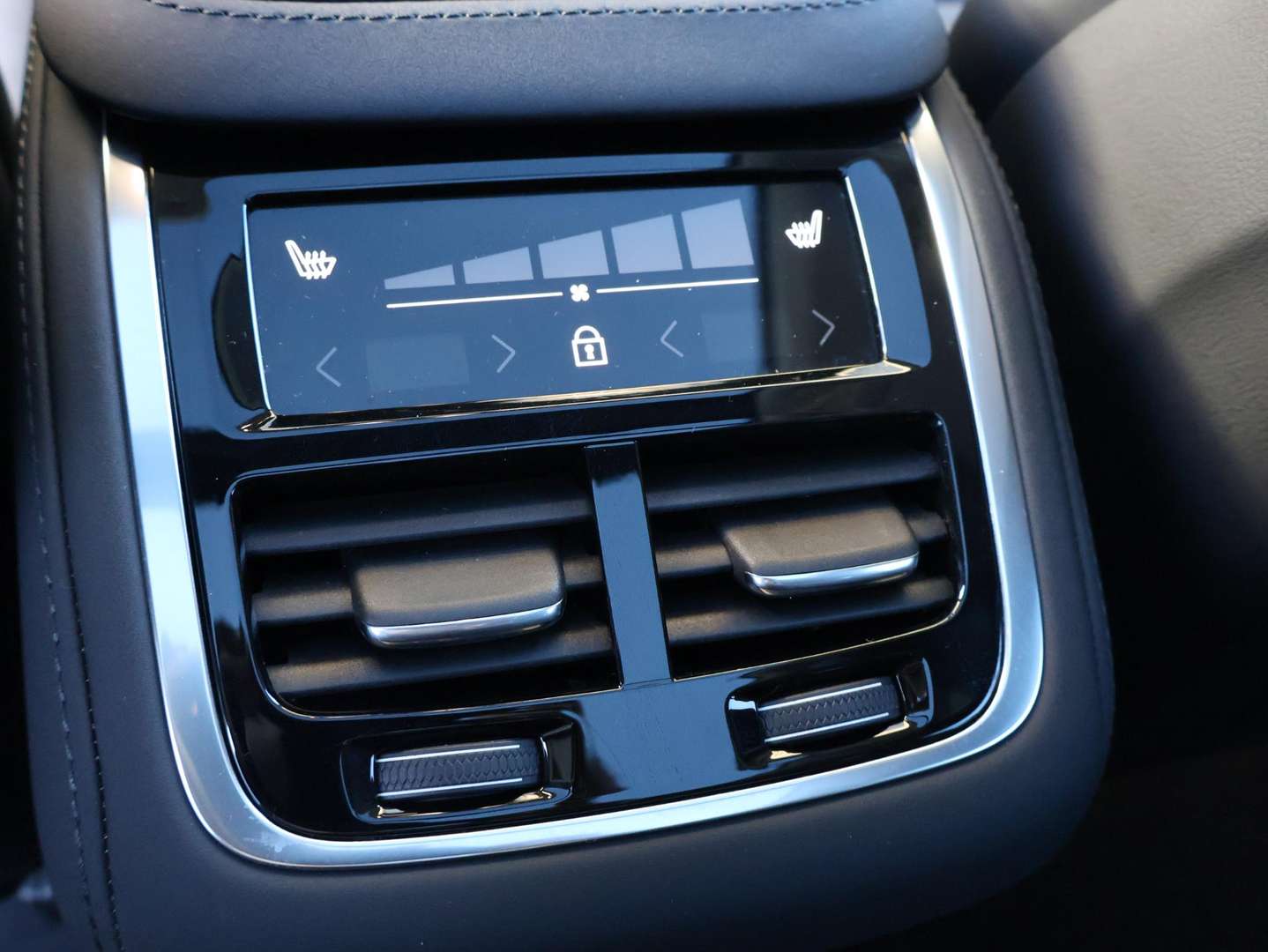 Volvo XC90 T8 Recharge Ultimate - 2025 - Joinsteer - #18