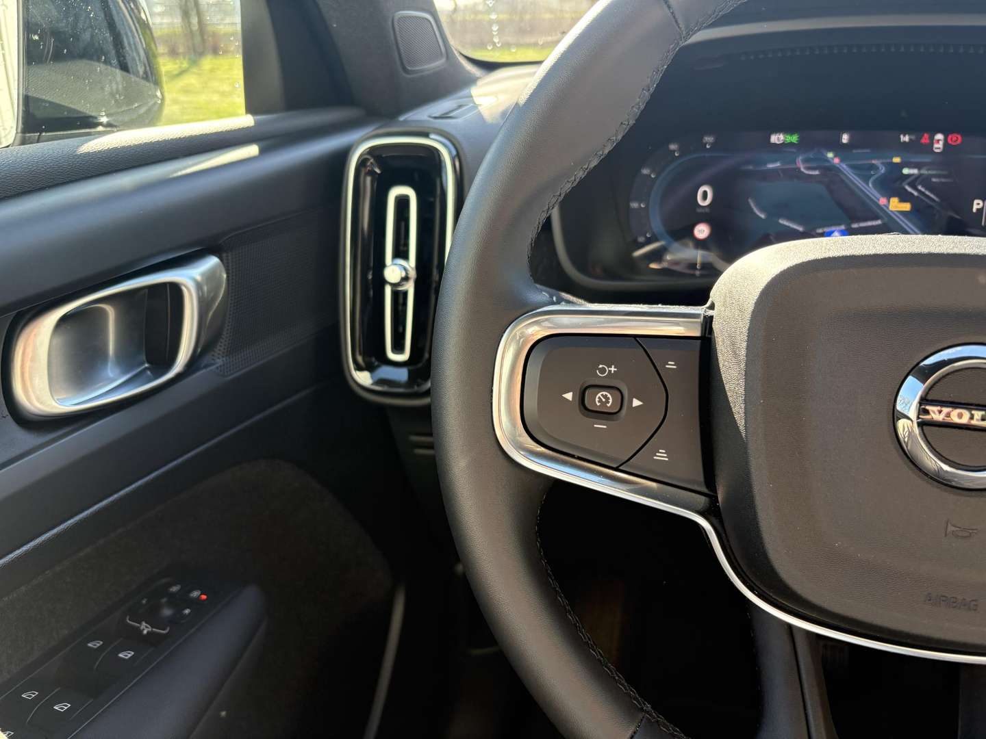 Volvo C40 Recharge PLUS - 2025 - Joinsteer - #14