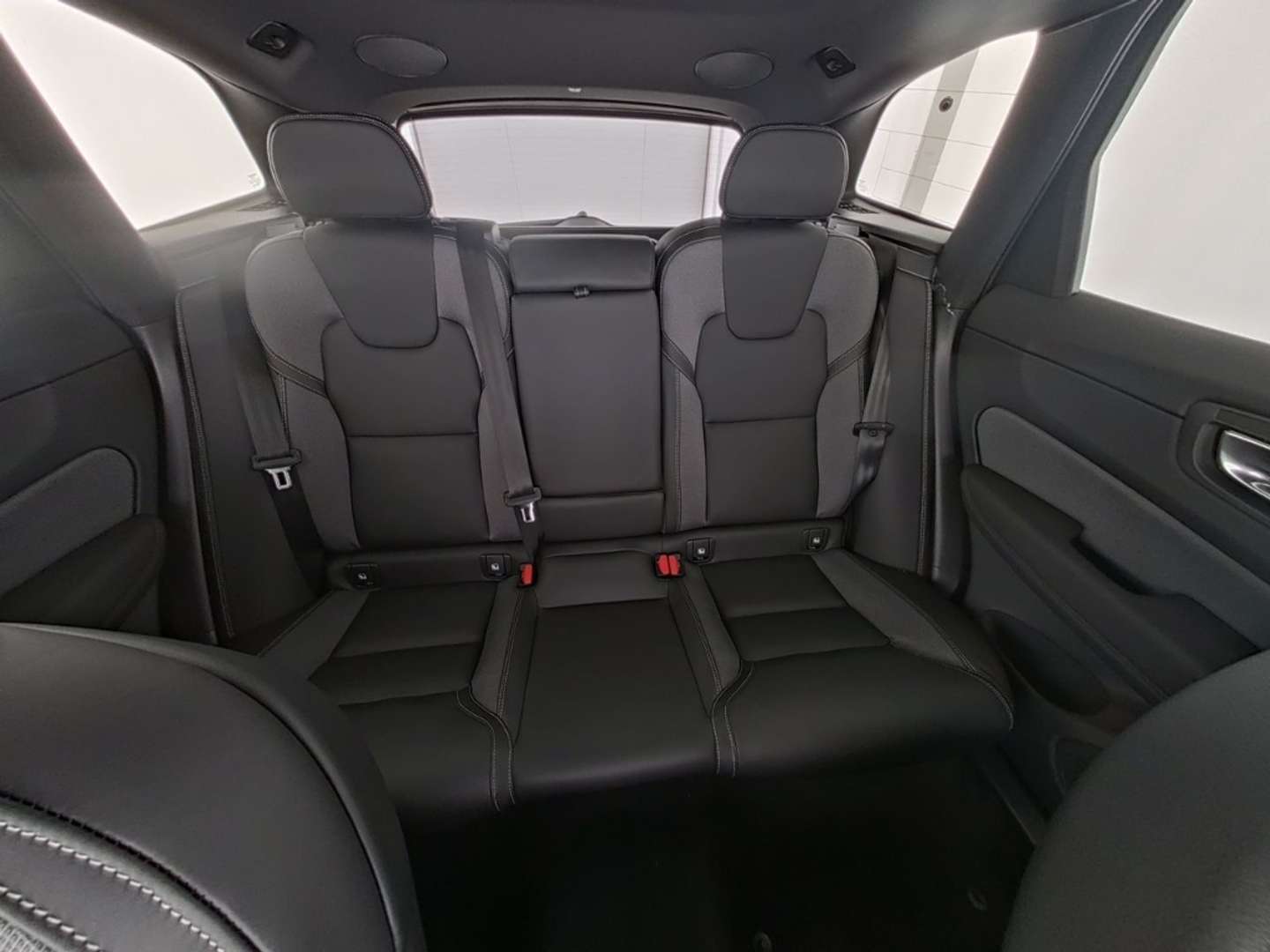 Volvo XC60 B5 Plus - 2025 - Joinsteer - #6