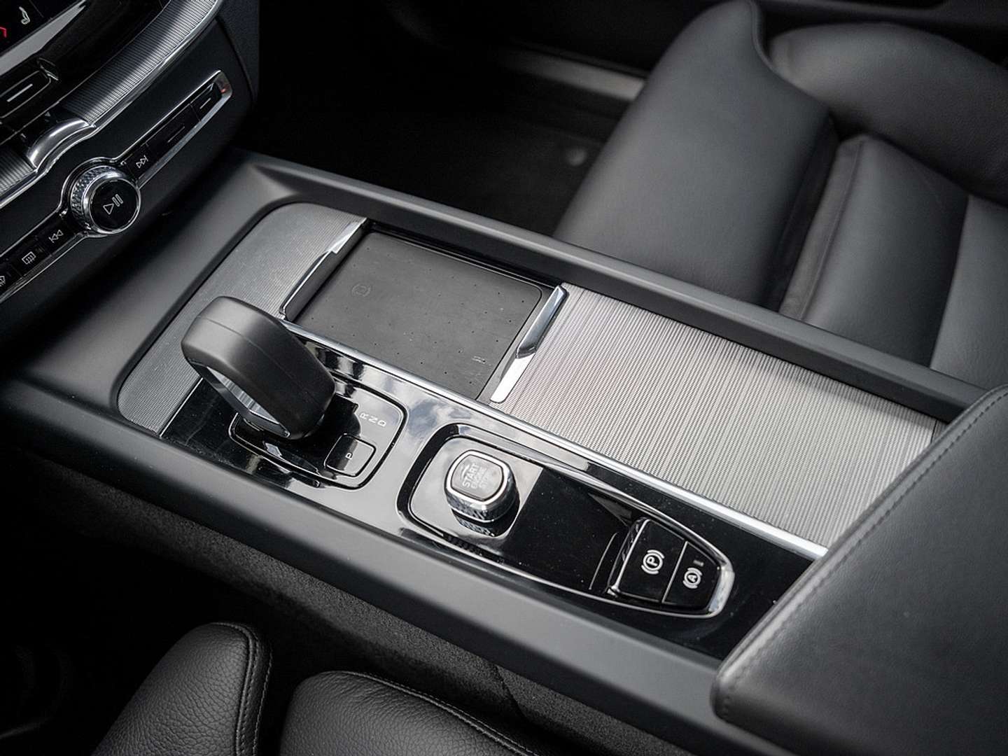 Volvo XC60 B4 Plus - 2024 - Joinsteer - #19