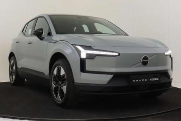 Volvo EX30 P5 Plus — photo 10