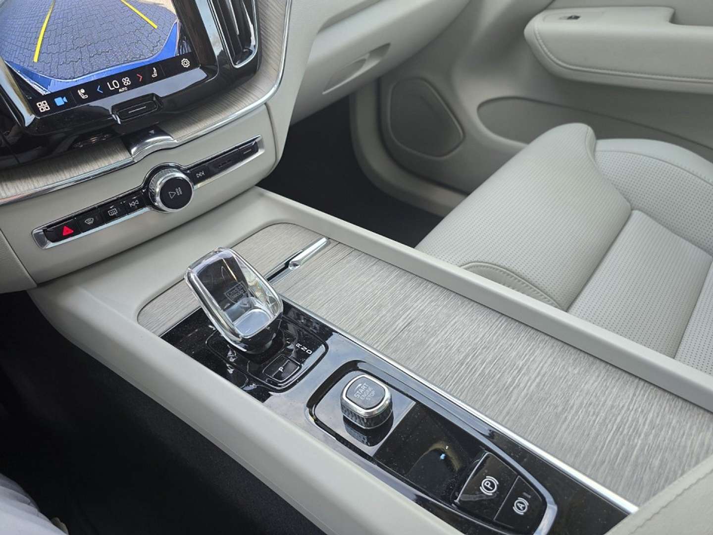 Volvo XC60 T8 Recharge Ultimate - 2022 - Joinsteer - #9
