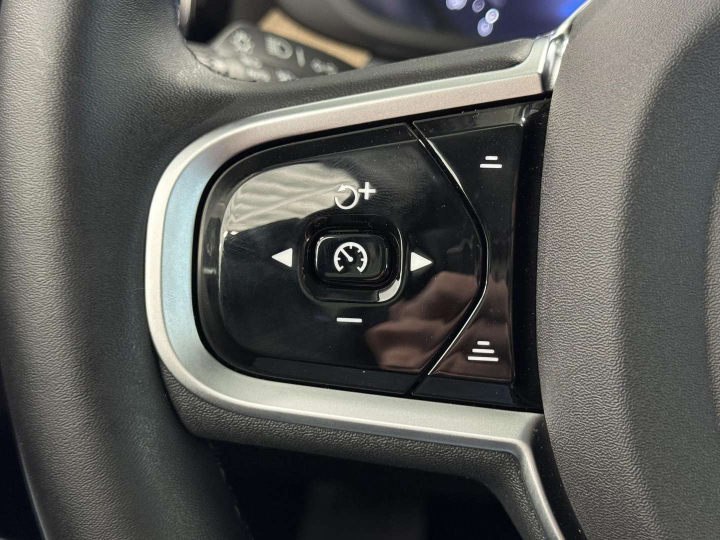 Volvo XC60 T8 Recharge Plus - 2025 - Joinsteer - #18