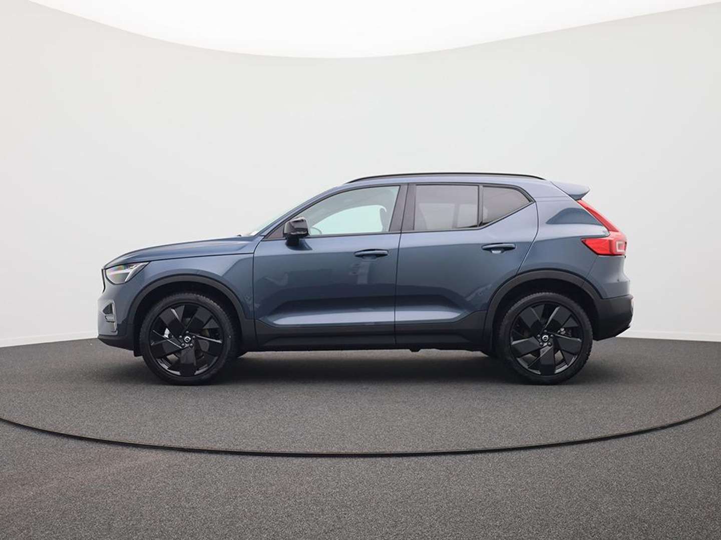 Volvo XC40 B4 Plus - 2026 - Joinsteer - #3