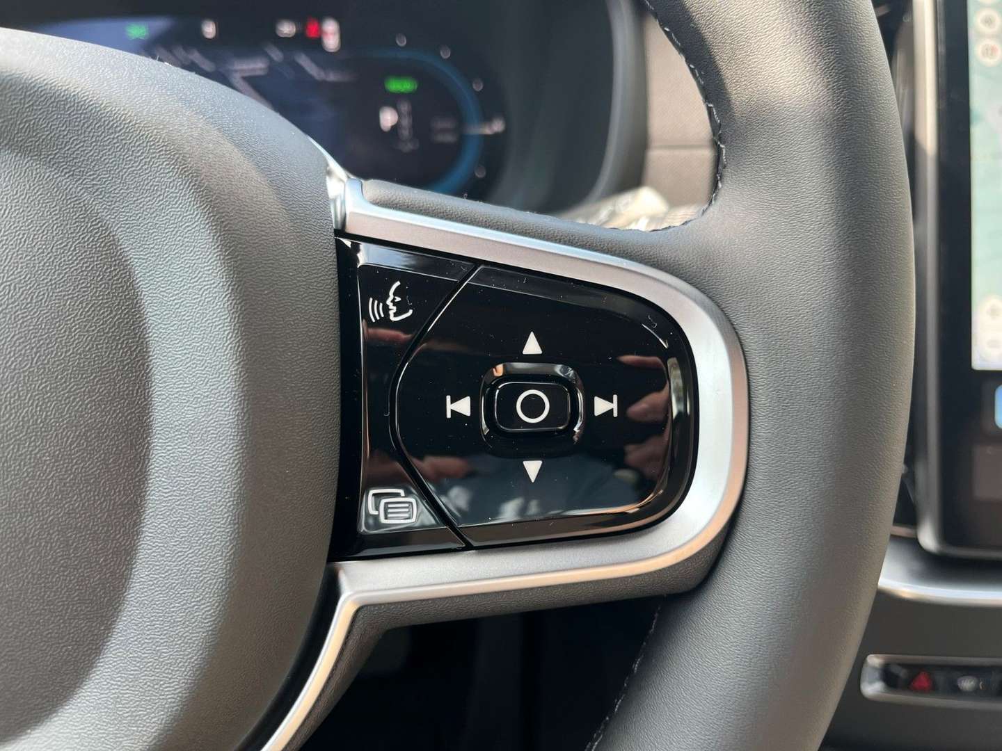 Volvo XC90 T8 - 2025 - Joinsteer - #17