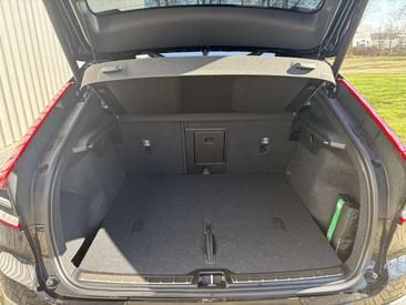 Volvo C40 Recharge PLUS — photo 29