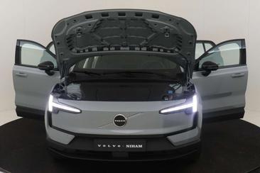 Volvo EX30 P5 Plus — photo 20
