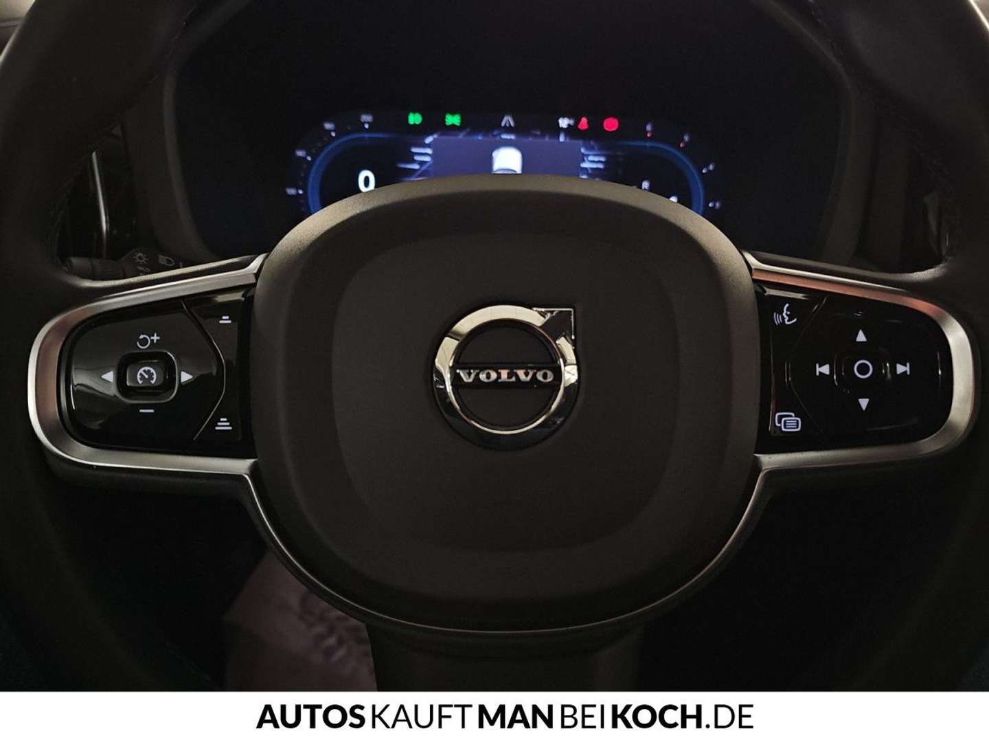 Volvo XC60 B4 Plus - 2023 - Joinsteer - #10