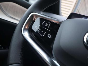 Volvo EX90 Performance Ultra Twin Motor — photo 40