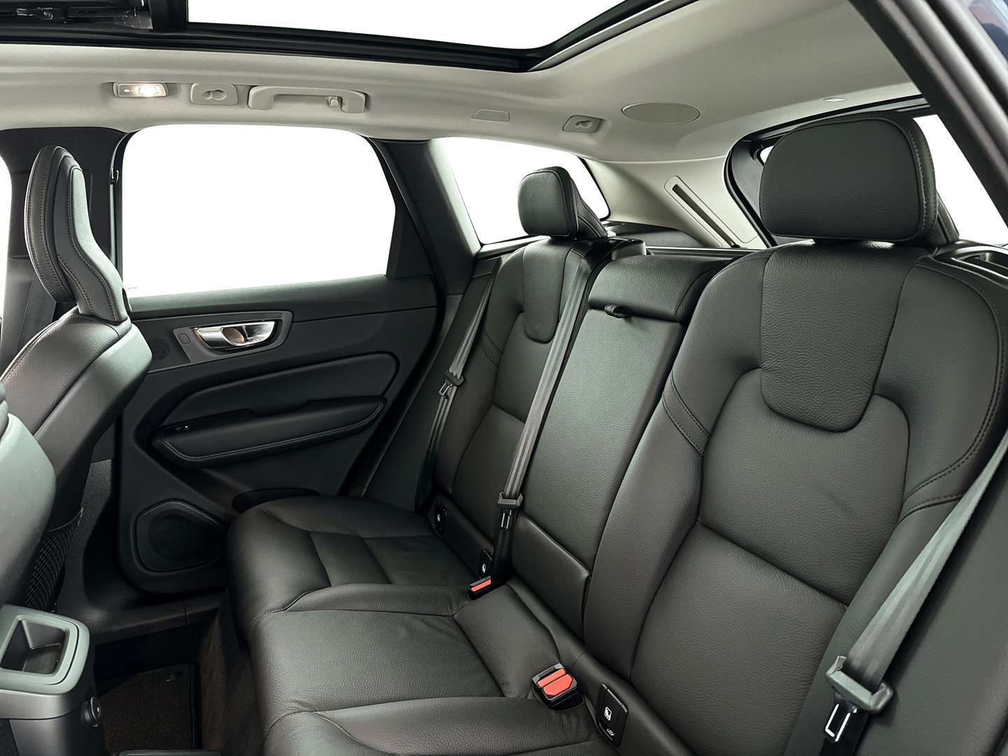 Volvo XC60 T8 Recharge Ultra Bright - 2025 - Joinsteer - #12