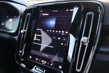 Volvo C40 Recharge PLUS — photo 41