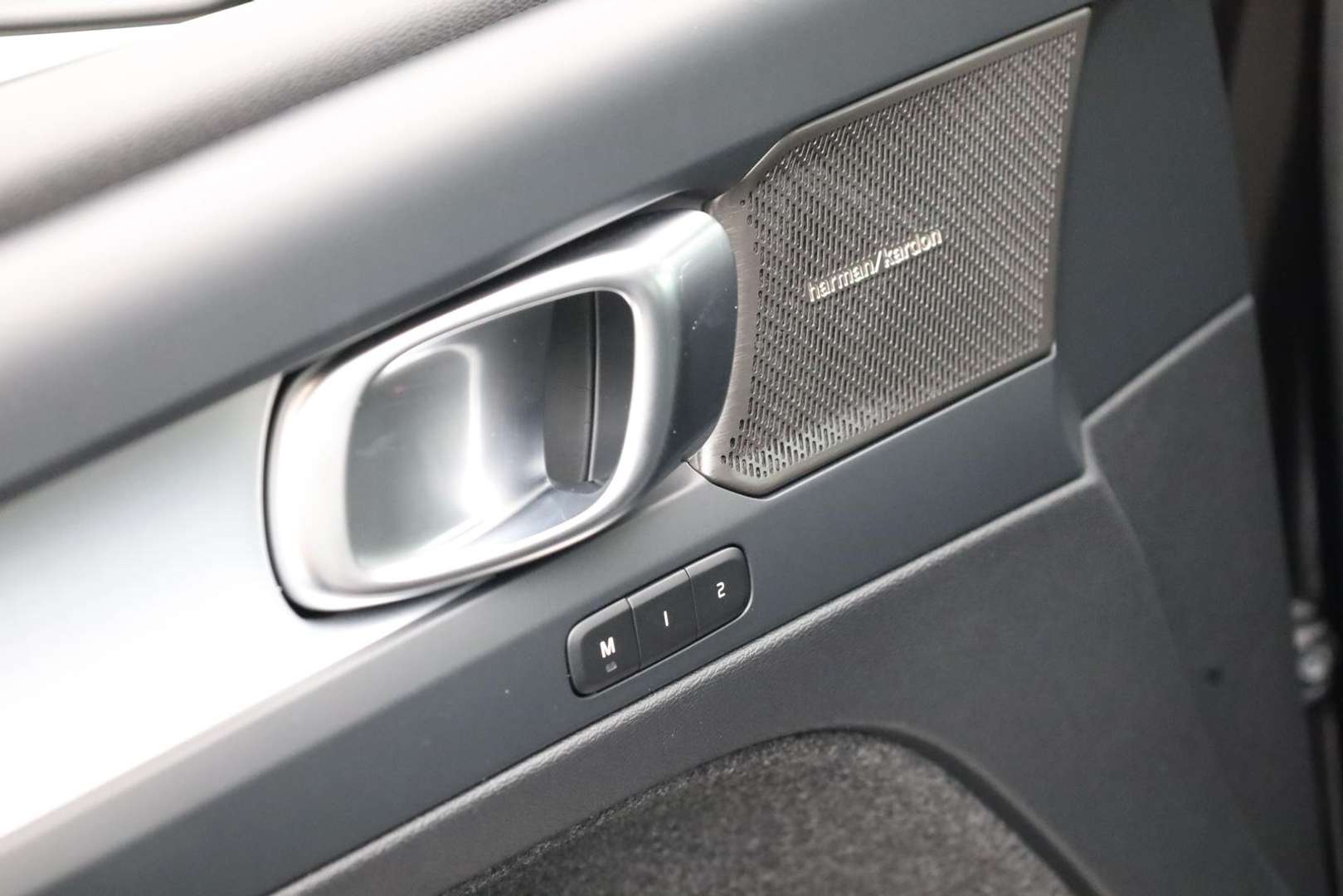 Volvo XC40 B4 Plus - 2026 - Joinsteer - #22