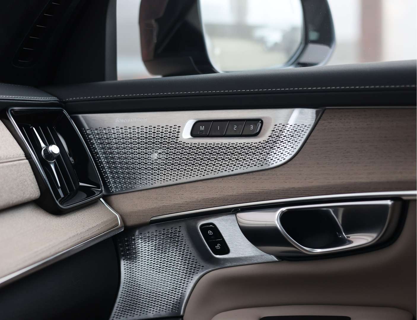 Volvo XC90 T8 Ultimate - 2025 - Joinsteer - #48