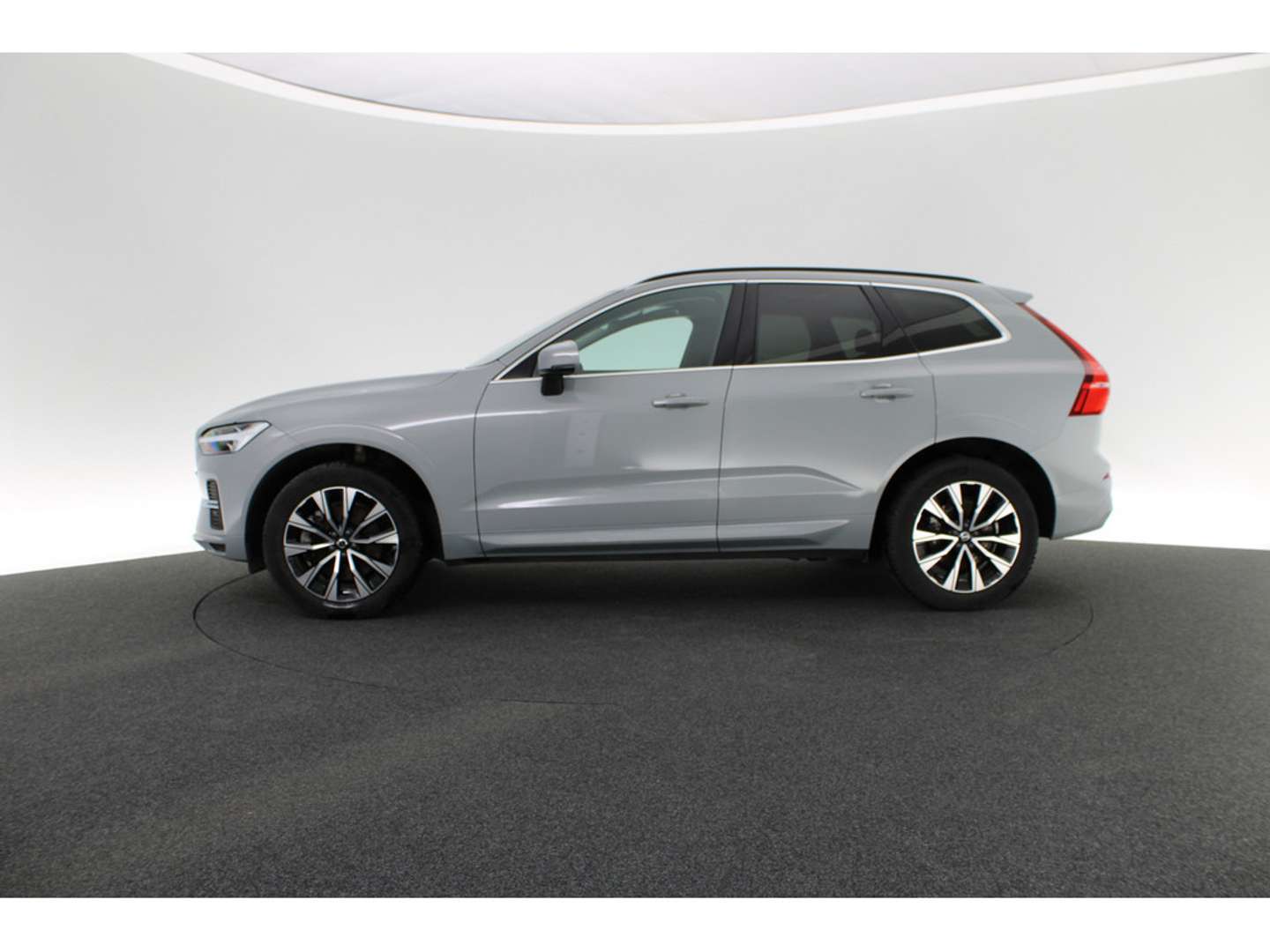 Volvo XC60 B4 Core - 2023 - Joinsteer - #1