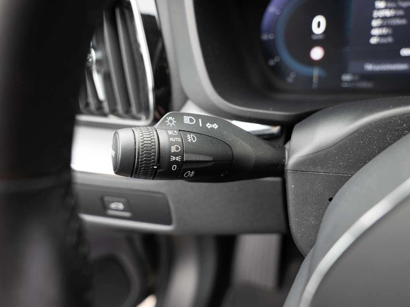 Volvo XC60 B4 Core - 2023 - Joinsteer - #28