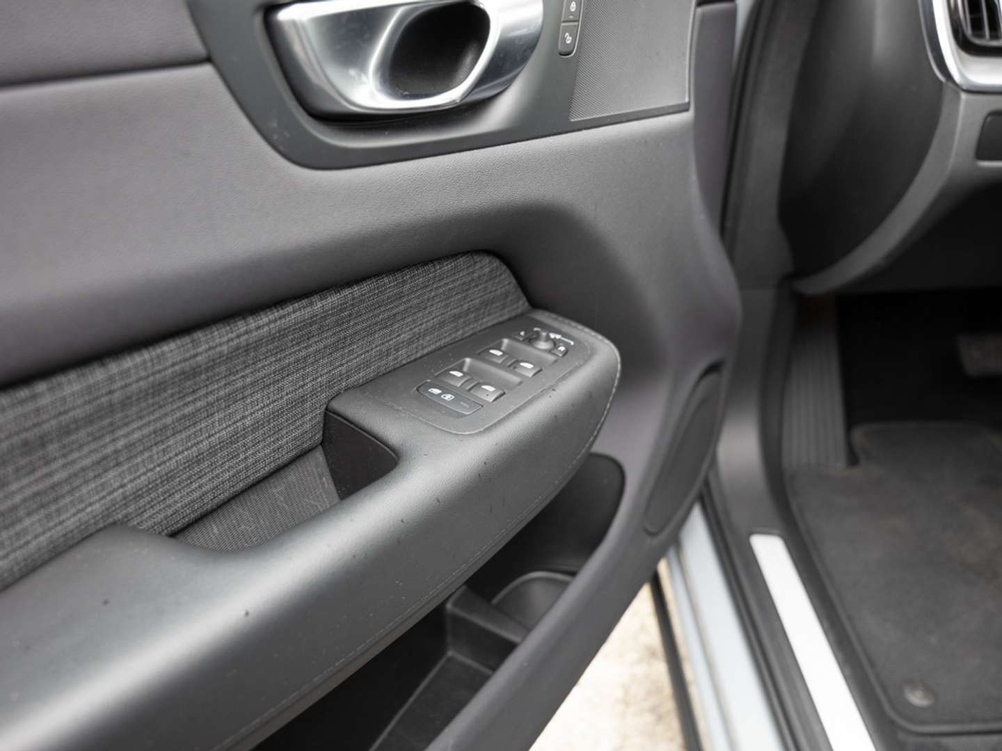 Volvo XC60 B4 Core - 2023 - Joinsteer - #30