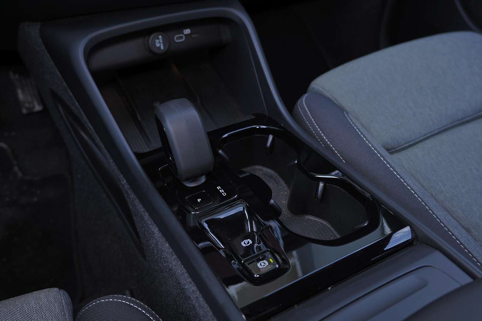 Volvo XC40 B3 Plus - 2025 - Joinsteer - #8