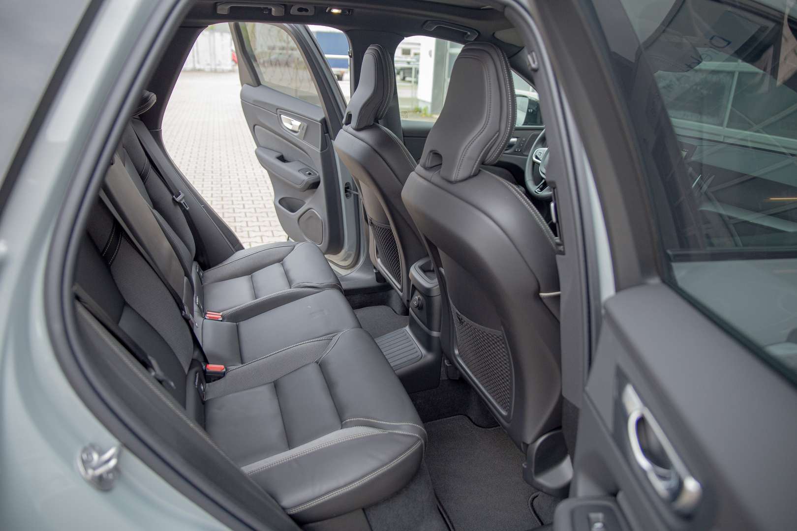 Volvo XC60 T8 Ultimate - 2025 - Joinsteer - #9