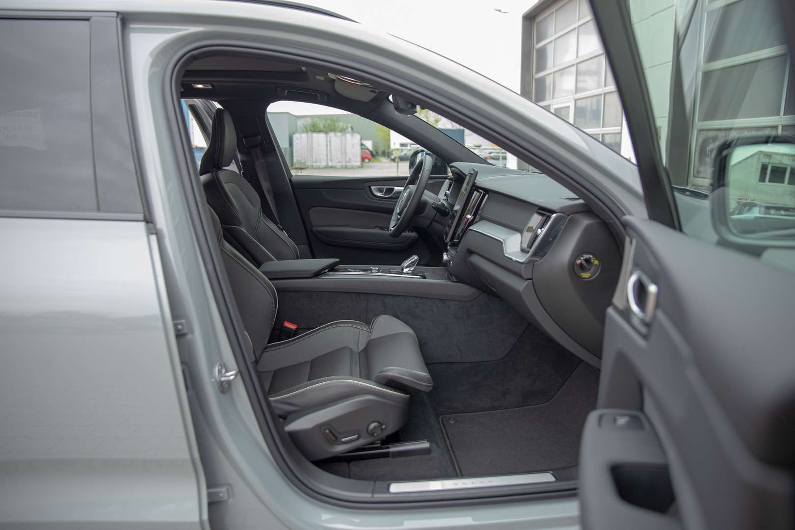 Volvo XC60 T8 Ultimate - 2025 - Joinsteer - #12