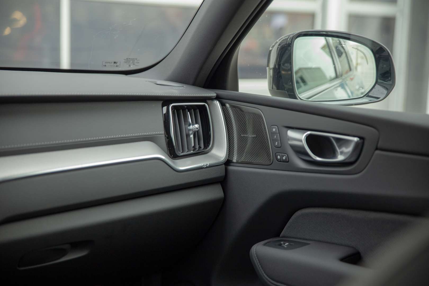 Volvo XC60 T8 Ultimate - 2025 - Joinsteer - #16