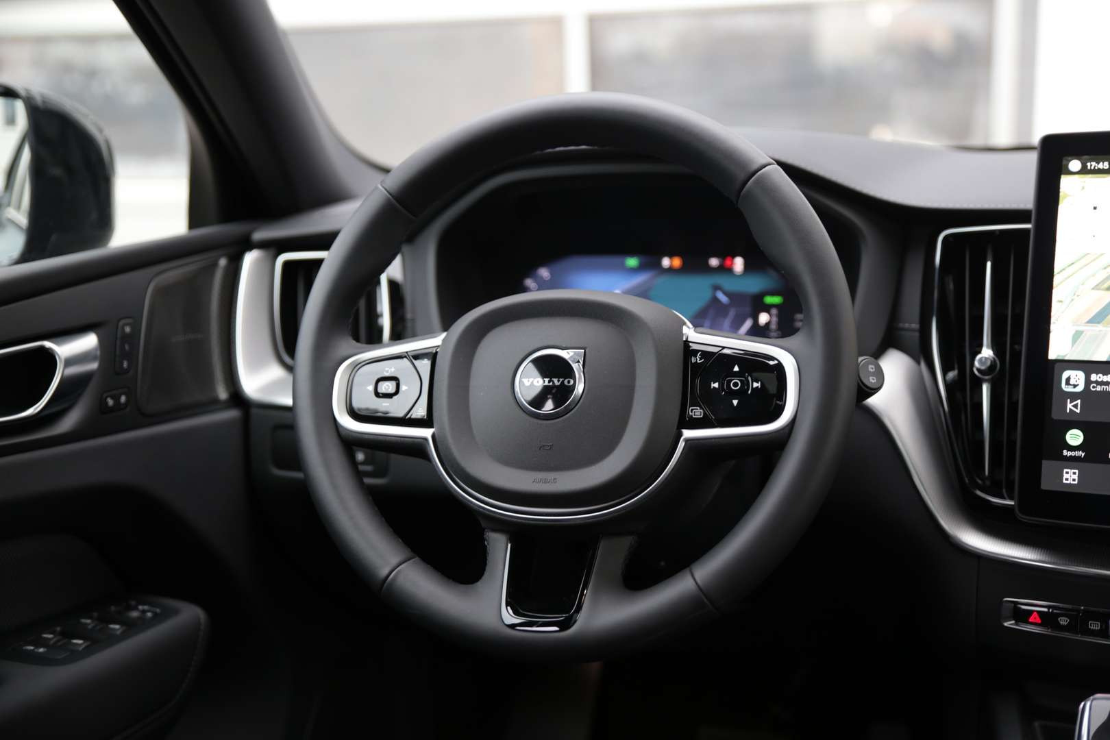 Volvo XC60 T8 Ultimate - 2025 - Joinsteer - #17