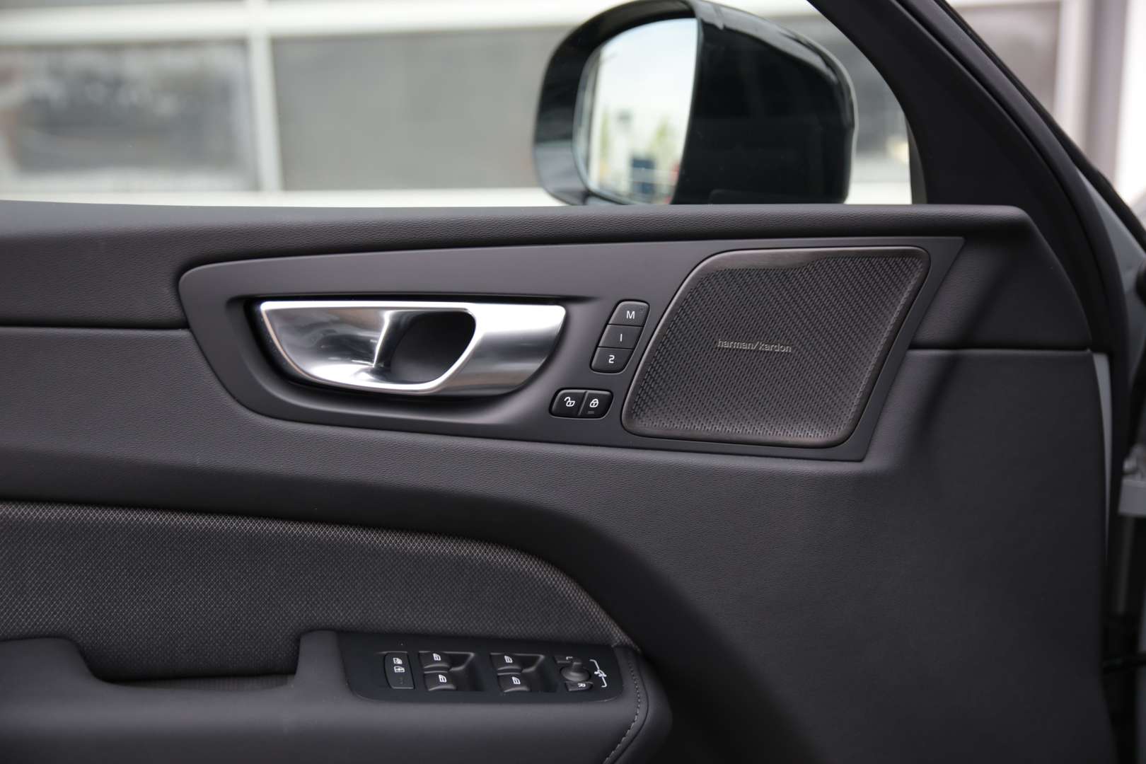 Volvo XC60 T8 Ultimate - 2025 - Joinsteer - #19