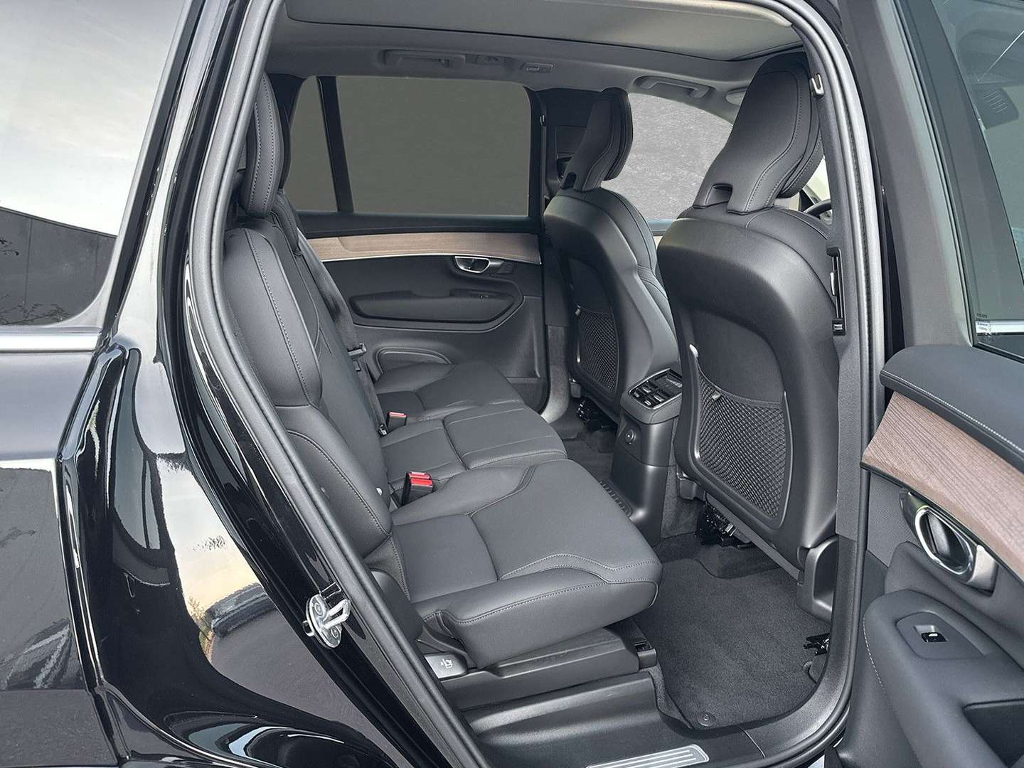 Volvo XC90 T8 Plus - 2025 - Joinsteer - #4