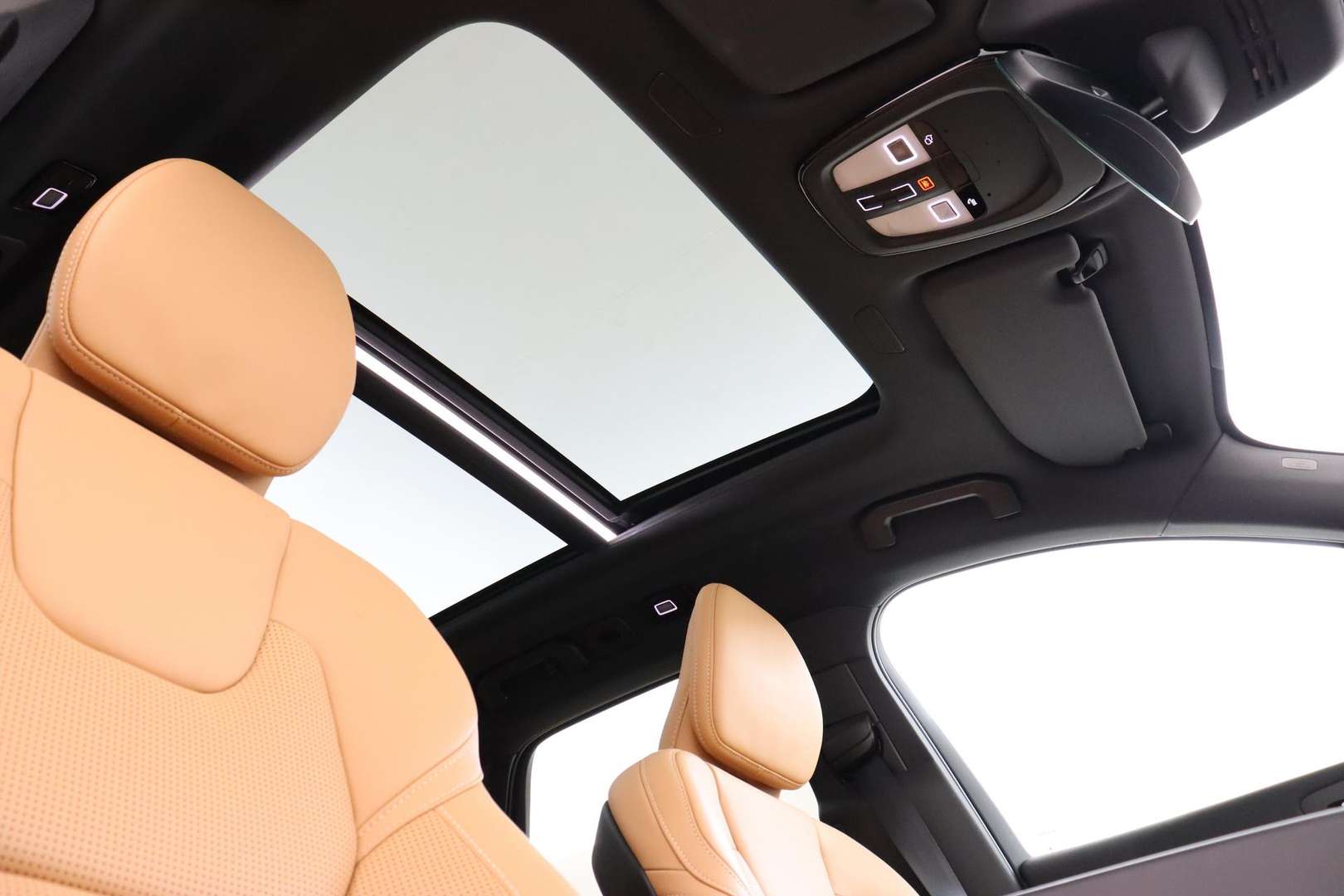 Volvo XC60 T8 Recharge Plus - 2025 - Joinsteer - #9