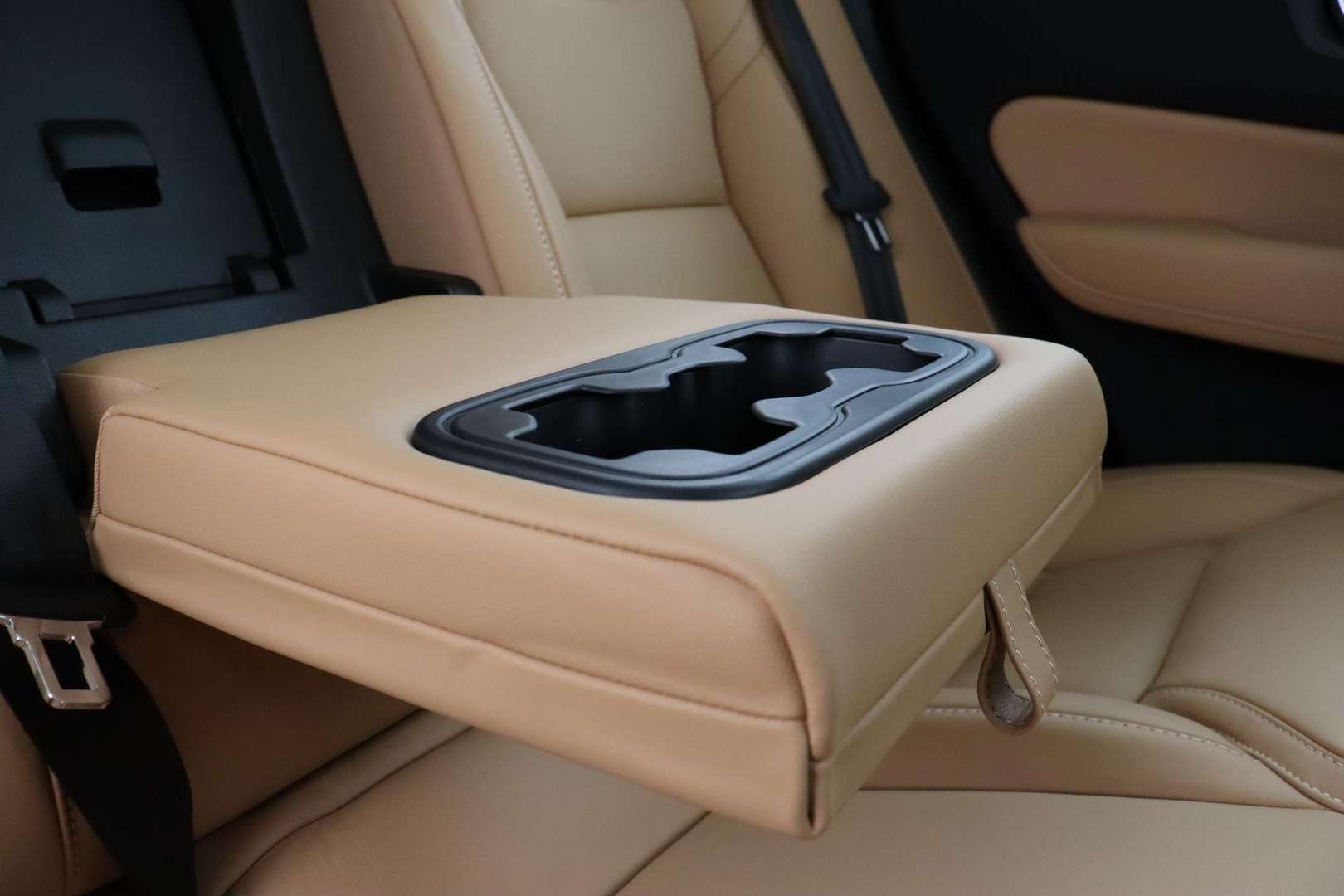 Volvo XC60 T8 Recharge Plus - 2025 - Joinsteer - #17